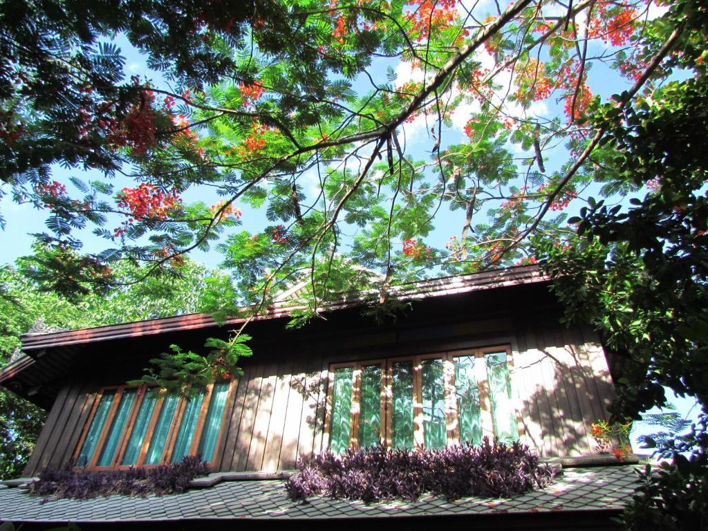Santitham Guest House 치앙마이 외부 사진