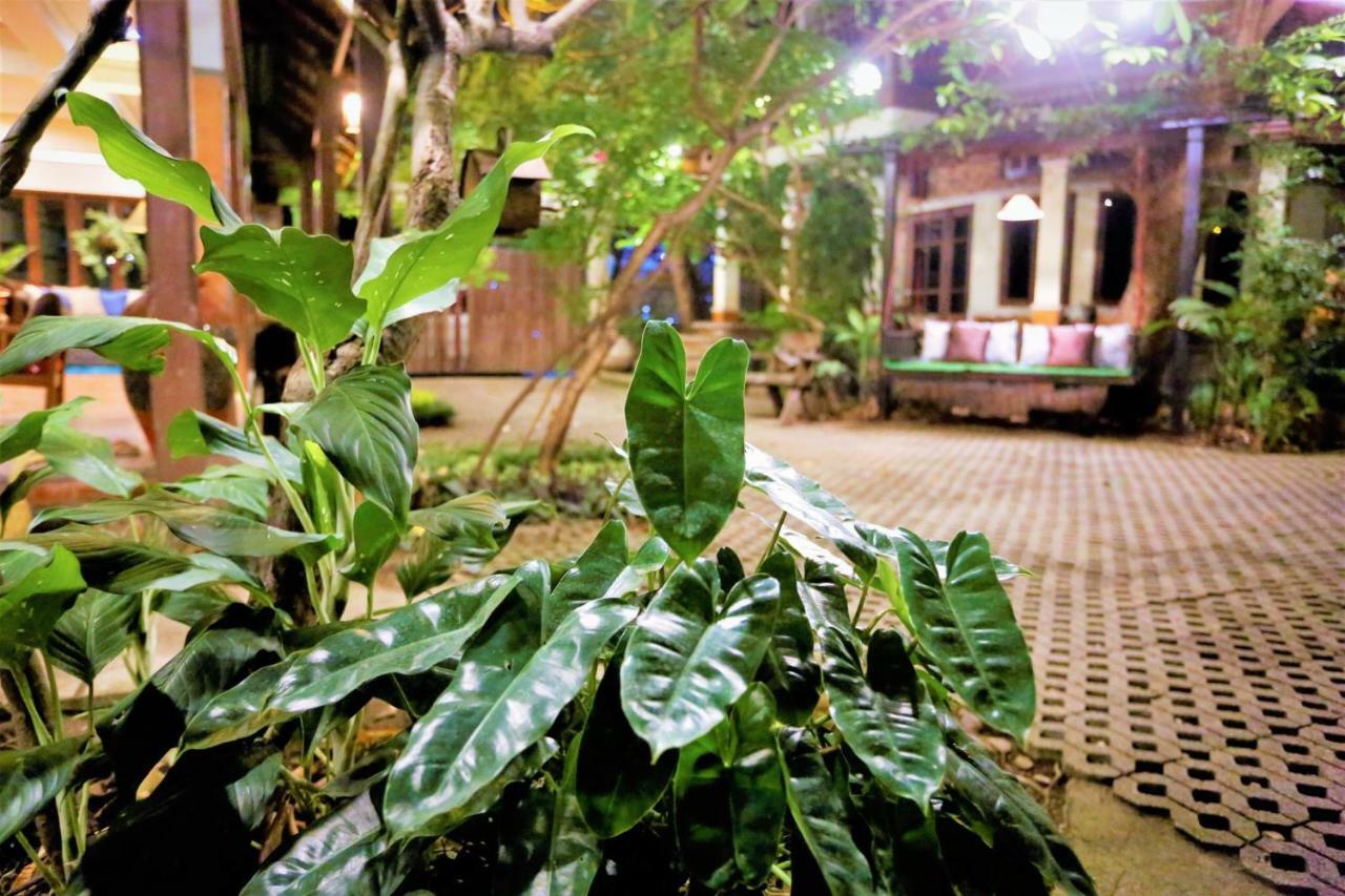 Santitham Guest House 치앙마이 외부 사진